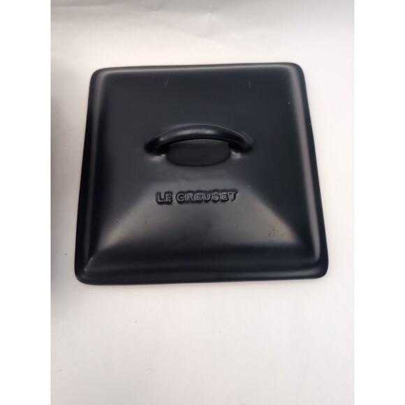 Le Creuset Square Stoneware Casserole with Lid Blue 15-29 9x9x2.5 - Picture 4 of 7